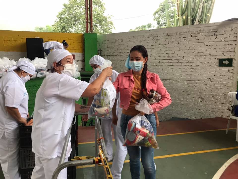 ENTREGA DEL PAE EN LOS 11 MUNICIPIOS NO CERTIFICADOS DEL QUINDÍO