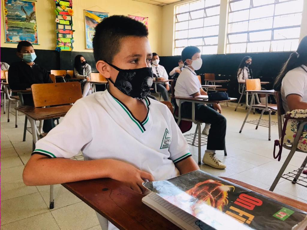 GOBIERNO DEPARTAMENTAL BUSCA GARANTIZAR DESDE EL PRIMER DÍA ESCOLAR PAE Y TRANSPORTE ESCOLAR