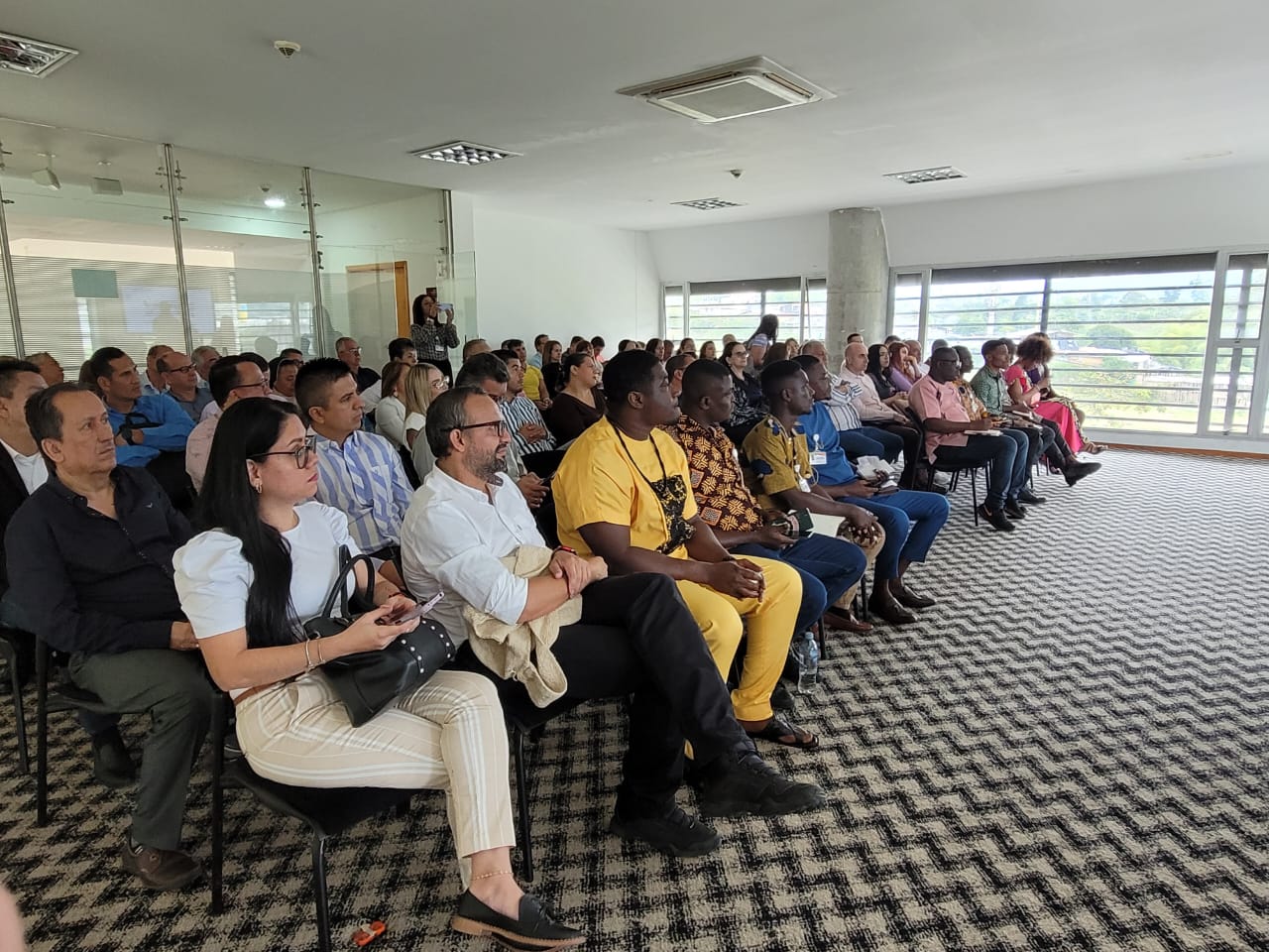 BILINGÜISMO E INTERCULTURALIDAD, SUMARÁN AL APRENDIZAJE DE LOS MÁS PEQUEÑOS EN EL QUINDÍO CON LA LLEGADA DE ANGLOPARLANTES AFRICANOS