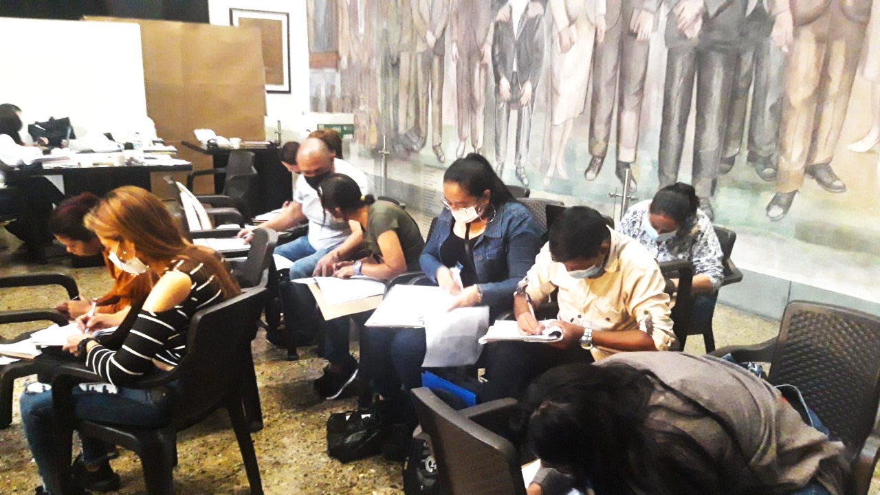 191 PERSONAS CONTRATADAS PARA EL ASEO EN LAS INSTITUCIONES EDUCATIVAS EN TODO EL DEPARTAMENTO