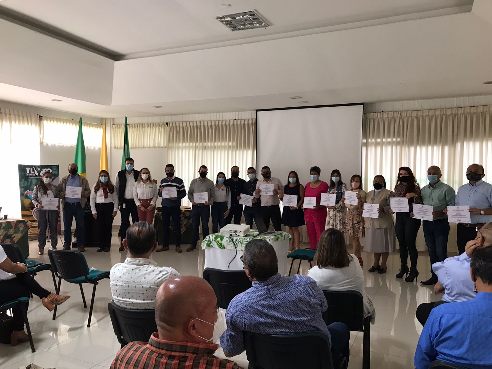 PROFESIONALES DE LA EDUCACIÓN FUERON CERTIFICADOS POR LA ESAP EN ALTA GERENCIA