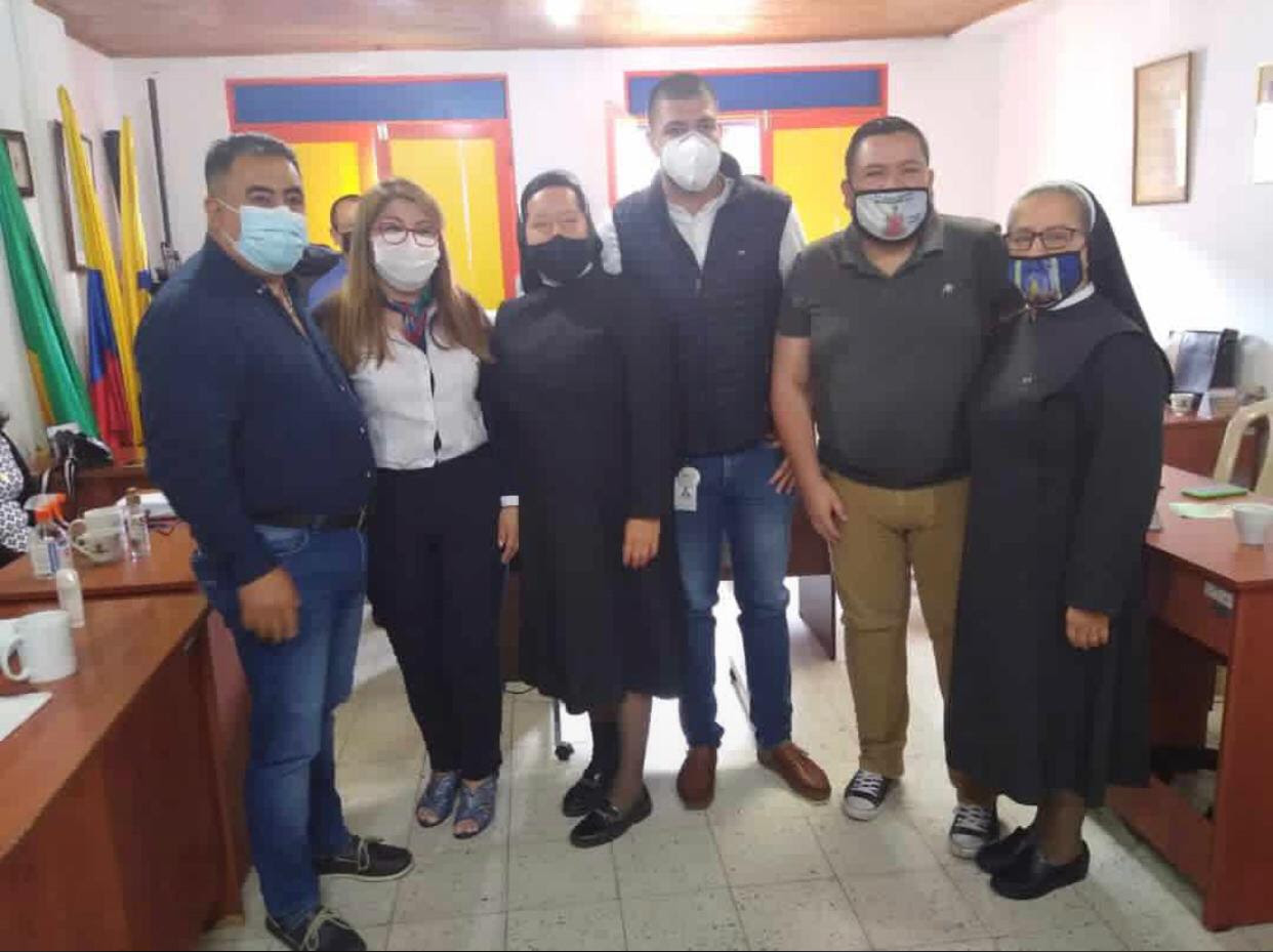 GOBIERNO DEPARTAMENTAL GARANTIZARÁ CONTINUIDAD EDUCATIVA EN 2021 DE HERMANAS BETHLEMITAS DE FILANDIA